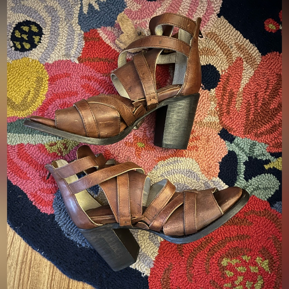 Freebird by Steven Claw Heel - Picture 2 of 8
